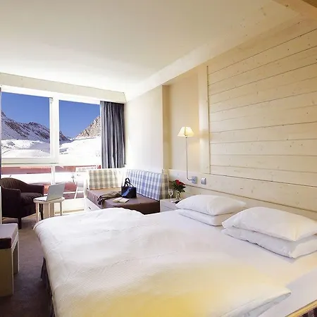 Le D'or 4*